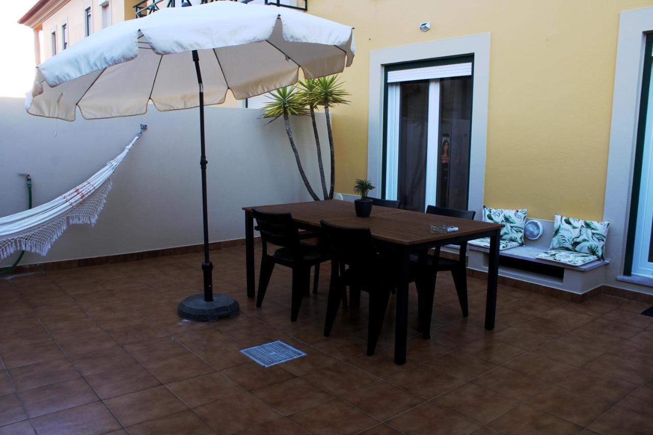 Grillohouse Villa Lourinhã Exterior photo